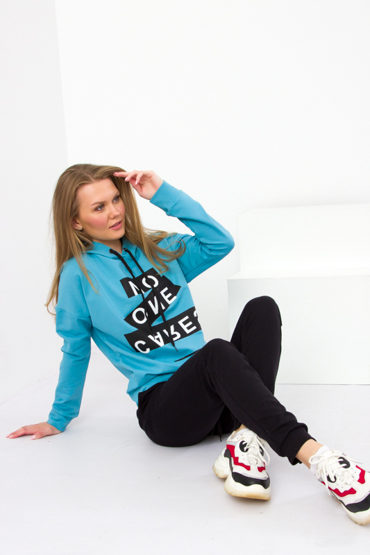 Костюм жіночий